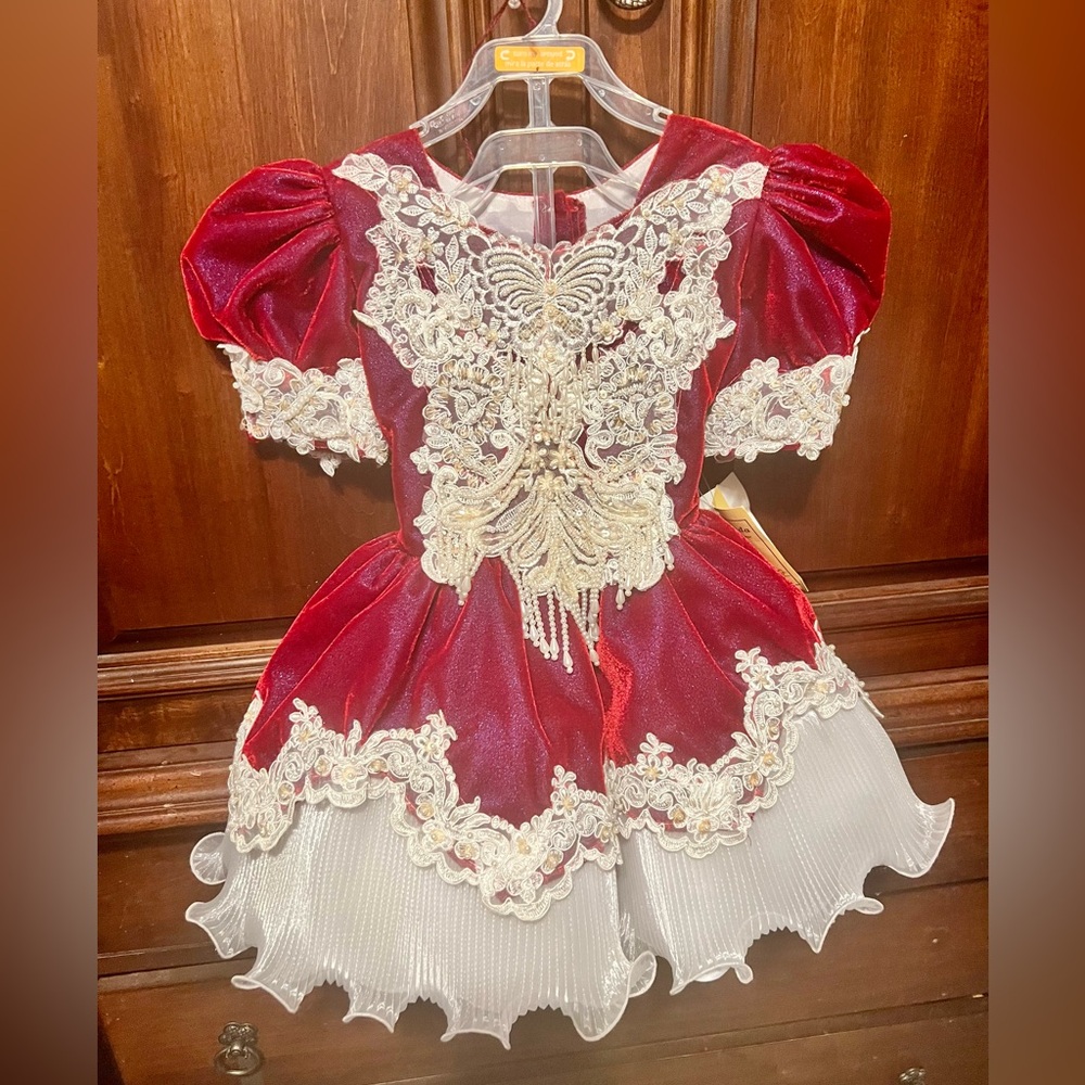 Elegant Red and White New Vintage Look Toddler Christmas/Pageant Dress Size 2